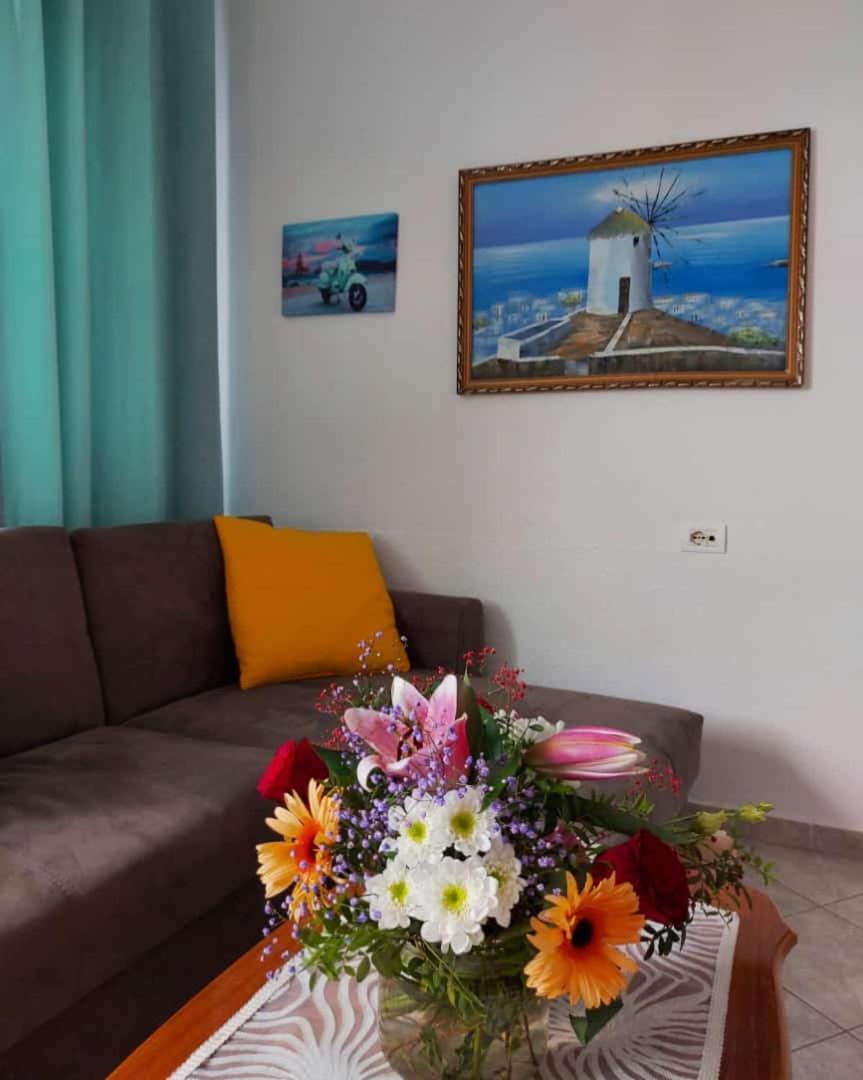 SarandëVila Stupende公寓 客房 照片